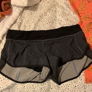 Size 10 lululemon shorts